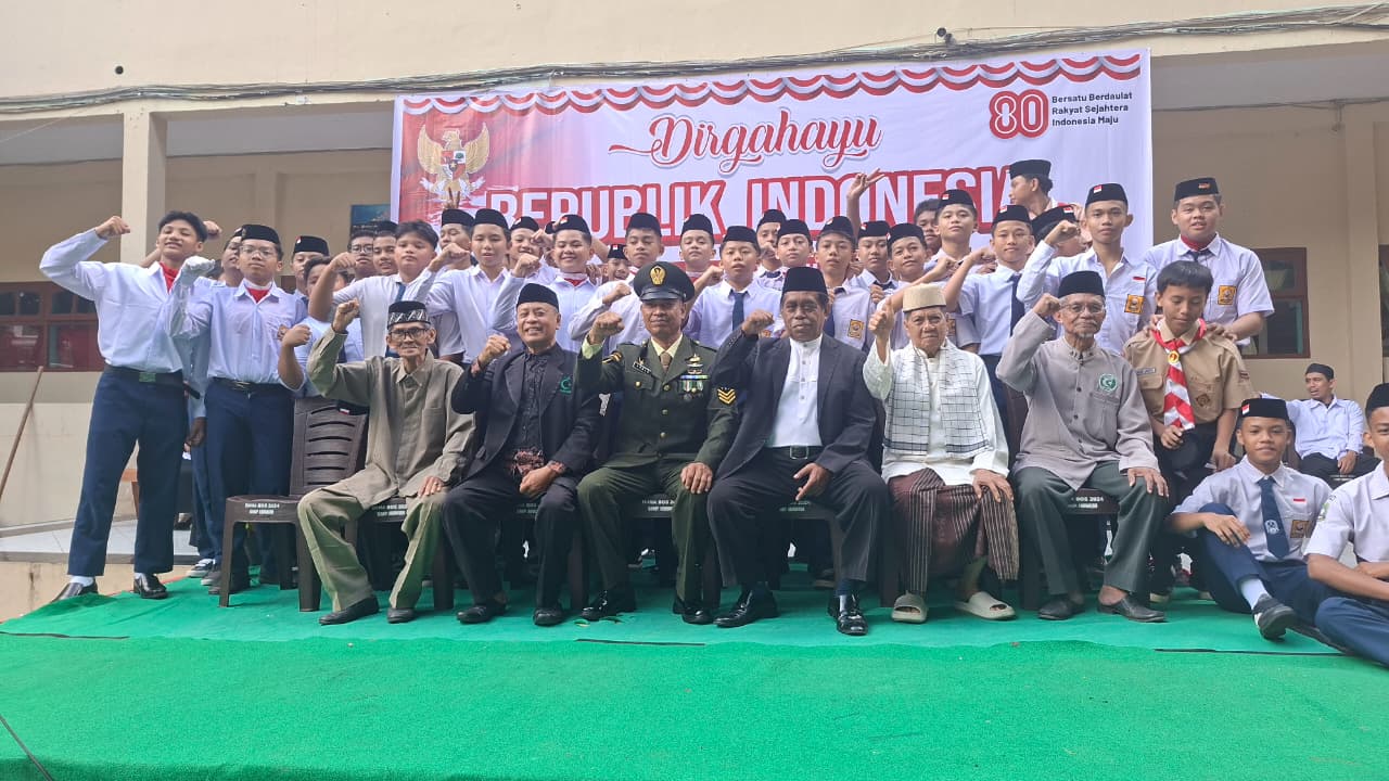 Pesantren IMMIM Putra Gelar Upacara dan Lomba Semarak Merdeka HUT RI ke-80